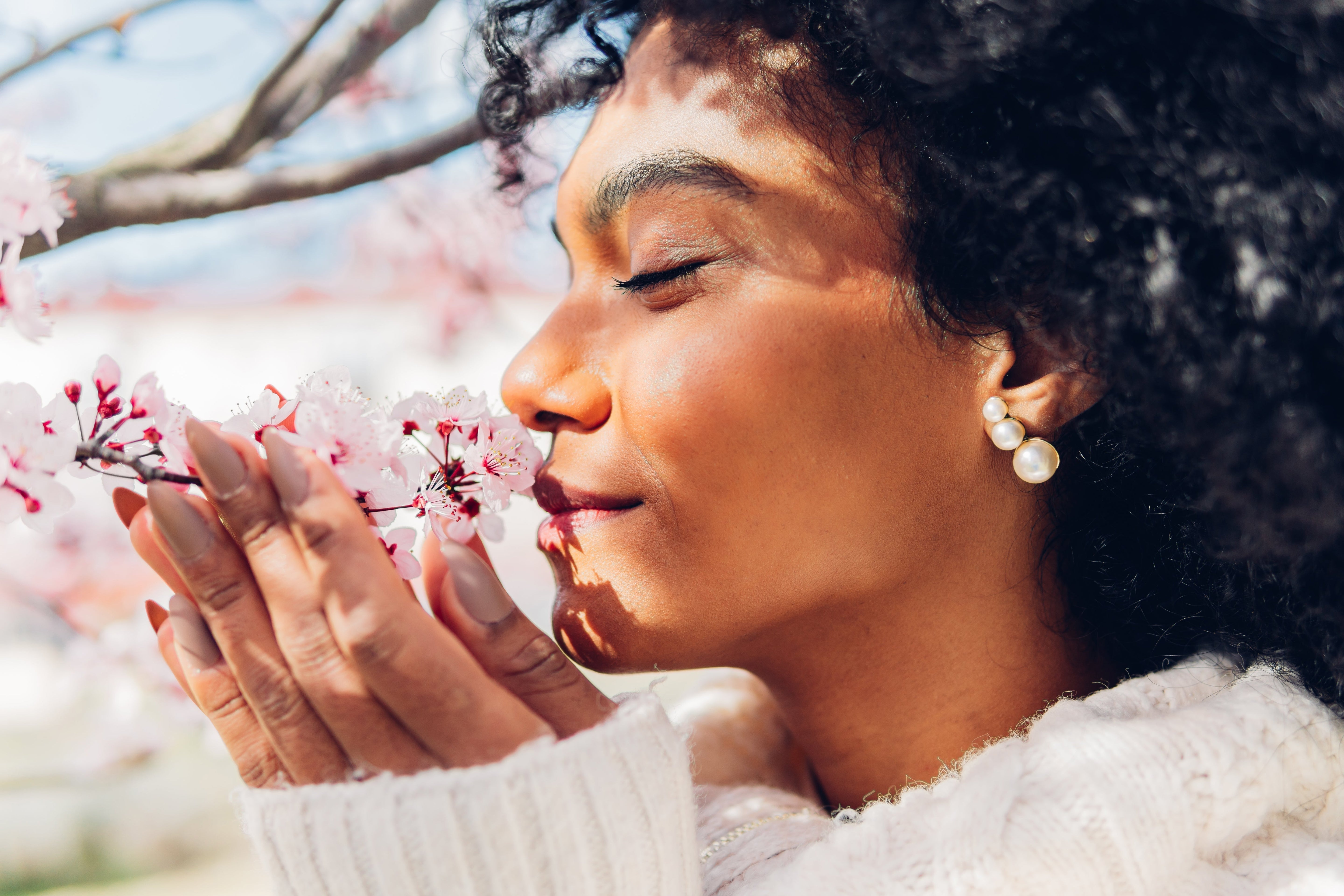 Why Most Scalp Treatments Smell Terrible. And Why It Matters More Than You Think